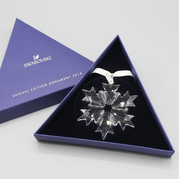 Swarovski 2018 Christmas ornament 5301575 retired